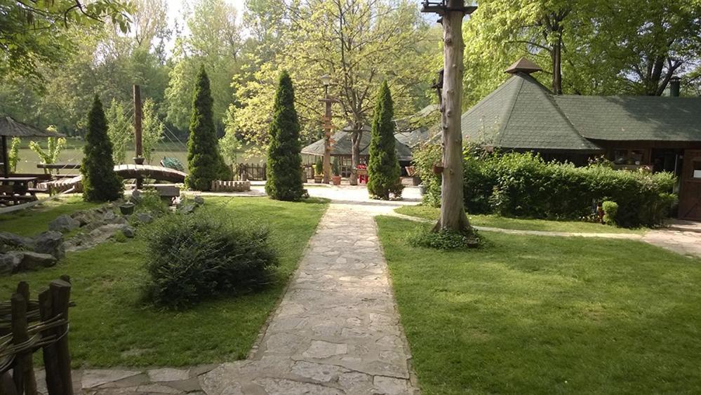 Monia Dream Apartment - Belgrade Lake & Fair Екстер'єр фото